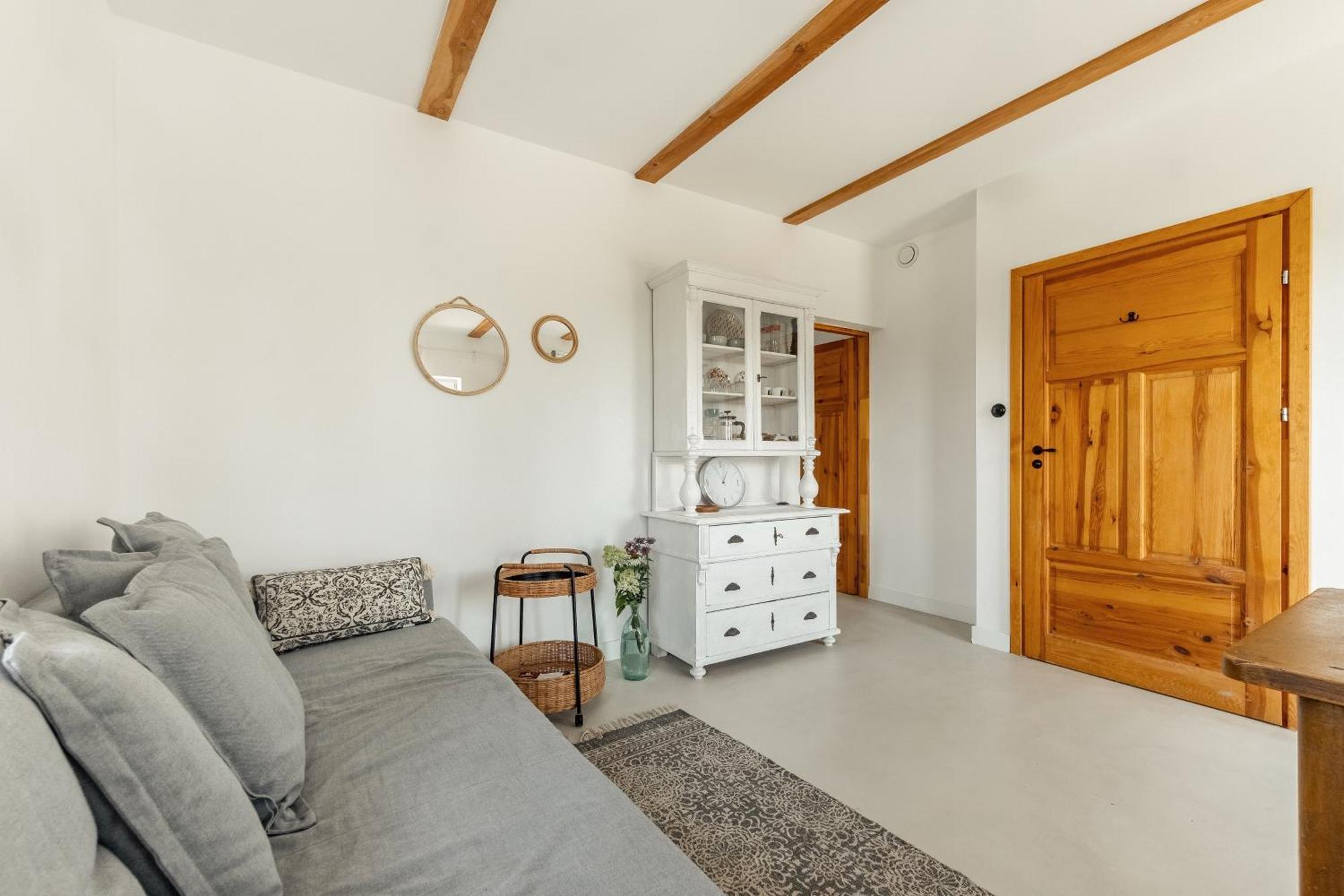 Pradziadka I Jurty Na Wodzie Apartment Pokrowka